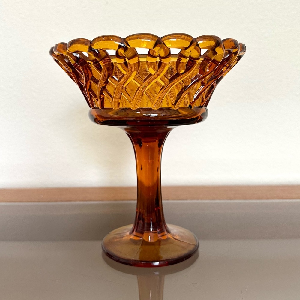 Vintage 70s Basket Weave Lattice Amber Glass Footed Bowl Dish 7” / 6.5”Rare